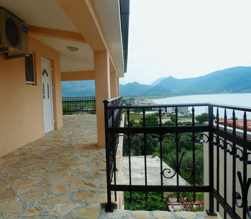 Apartments Papillon Podgorica Ruang foto
