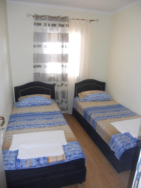 Apartments Papillon Podgorica Ruang foto